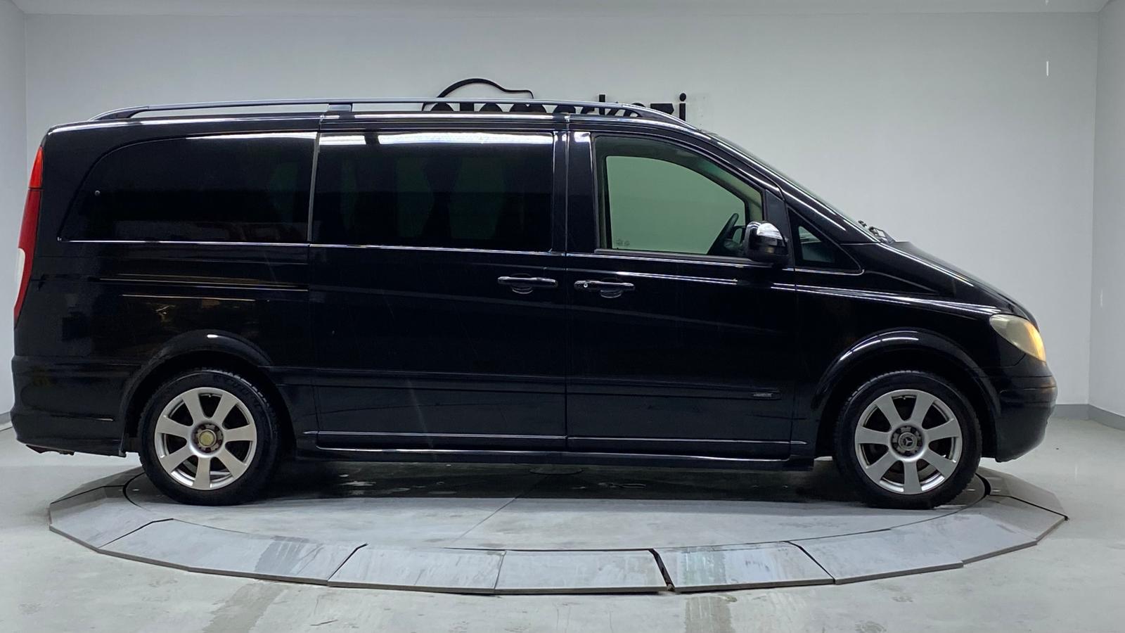 MERCEDES VIANO 26